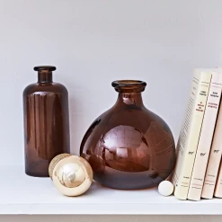 Deco Distrib Vas Dame Jeanne 70cl Ambre En Verre -SEMA design Boutique 90354 petit vase dame jeanne ambre